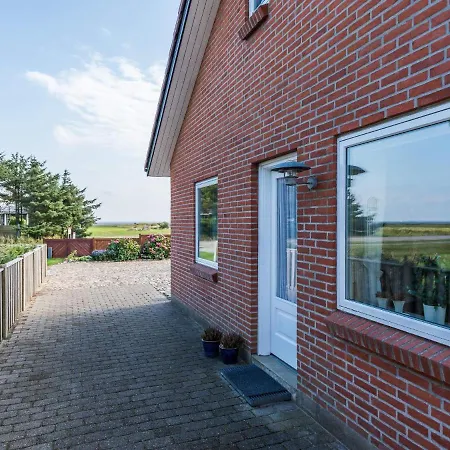 Holiday Lxxxv Feriehus